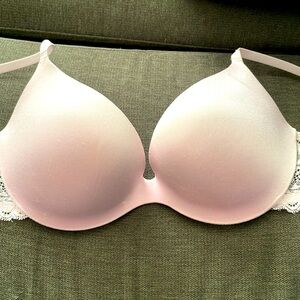 Body kiss push up bra